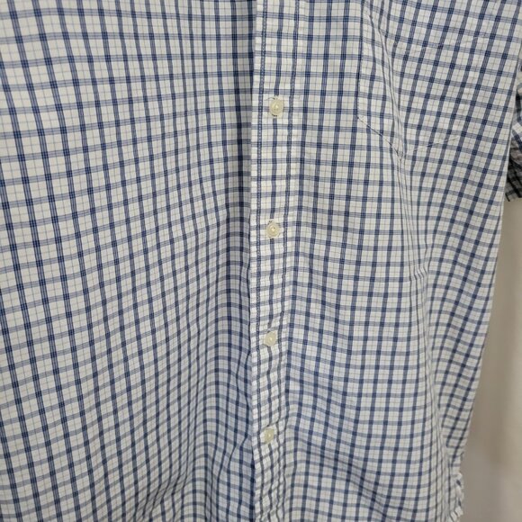 Sonoma Men's Medium Button Up Shirt Short Sleeves Blue White plaid like new - Picture 6 of 10